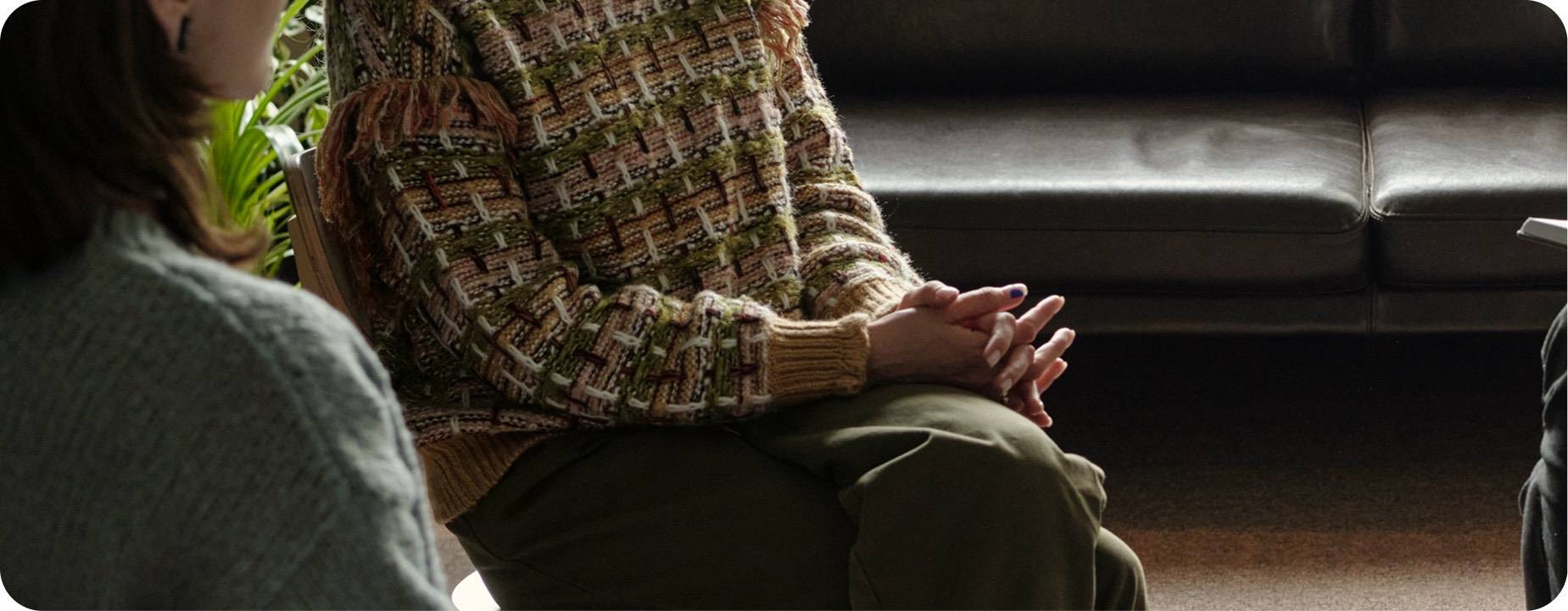 Sesión de psicología de adultos en Clínica Toraño Palacio